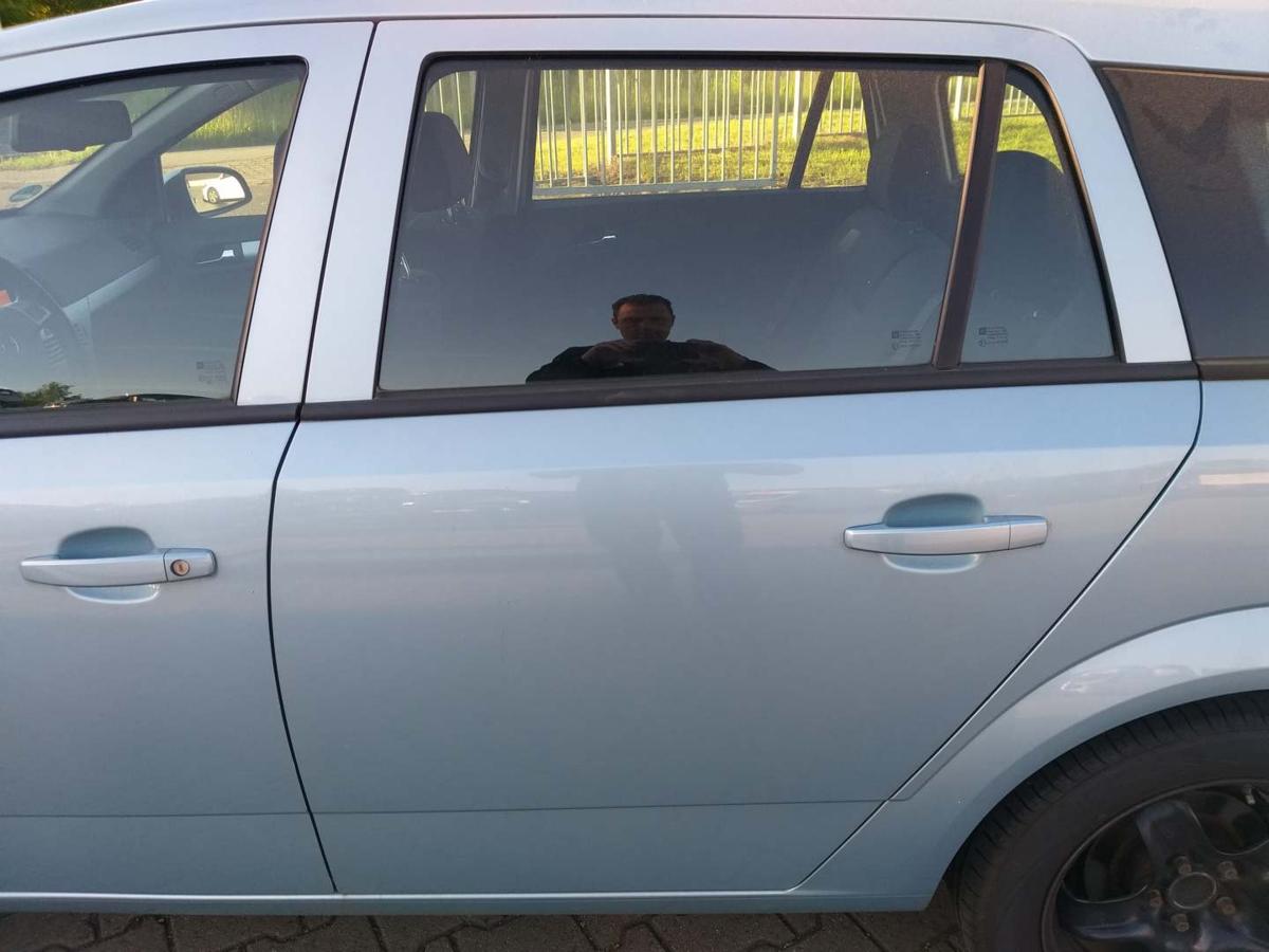 Opel Astra H original Tür hinten links Eisbergblau Z21Y Kombi Rohbau Bj.2009